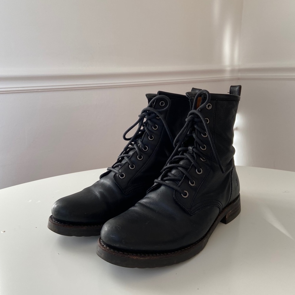 Frye Veronica Combat Boots black